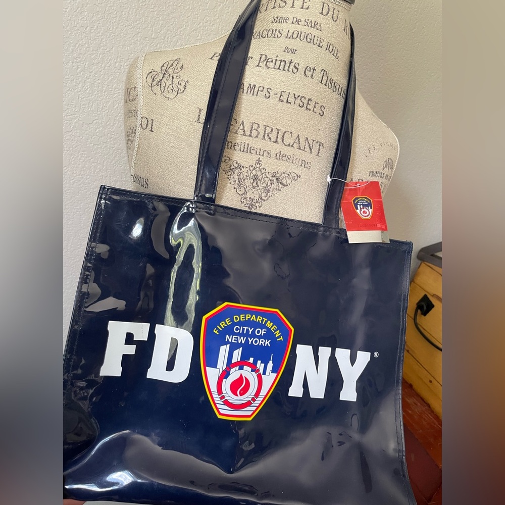 NWT Fire Dept City of NY - FDNY Navy Tote - Picture 10 of 14